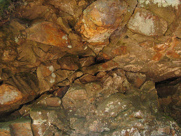 rocks in gully along Muskwa Creek in the Brent Crater in Algonquin Park