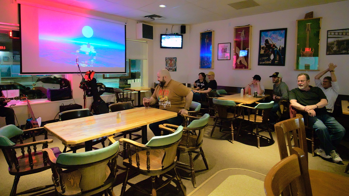 Mitch Desilets and Bob perform at Long Shots Sports Cafe in Deep River  20230304
