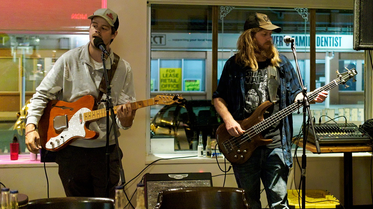 Ryan Ziggs and the Zags perform at Long Shots Sports Cafe in Deep River  20231007