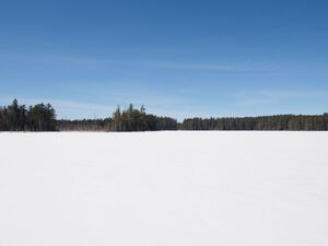 Early spring drive to Lake Travers in Algonquin Park