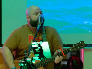 Mitch Desilets and Bob perform at Long Shots Sports Cafe in Deep River  20230304
