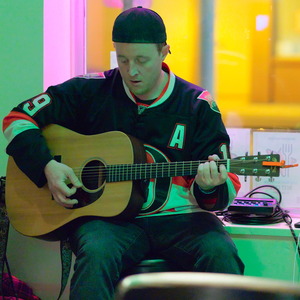Mitch Desilets and Bob perform at Long Shots Sports Cafe in Deep River  20230304