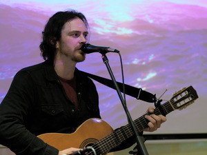 Adam Ruzzo performs at Long Shots Sports Cafe in Deep River  20230325