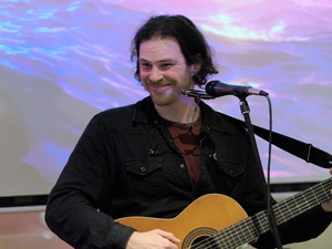 Adam Ruzzo performs at Long Shots Sports Cafe in Deep River  20230325