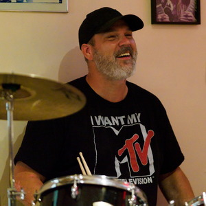 Open mic at Long Shots Sports Cafe in Deep River  20230822