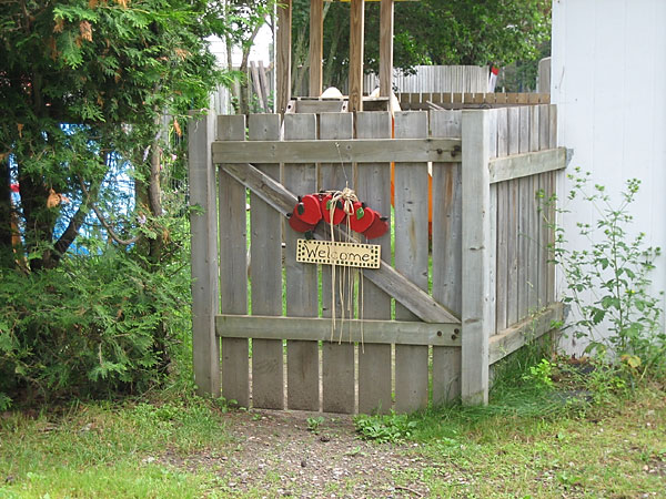 along the back lanes of Deep River