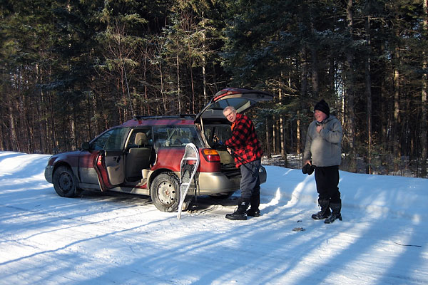 Suby Goes Snowshoeing in the Petawawa Research Forest