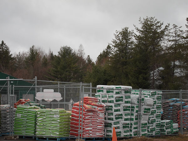 Garden supplies at Canadian Tire in Deep River
