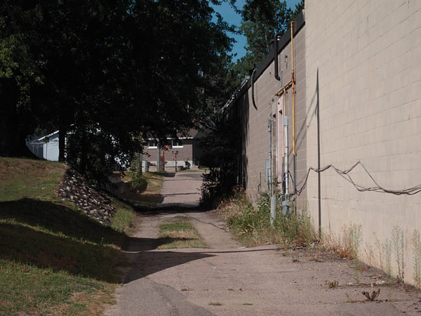back lane in Deep River
