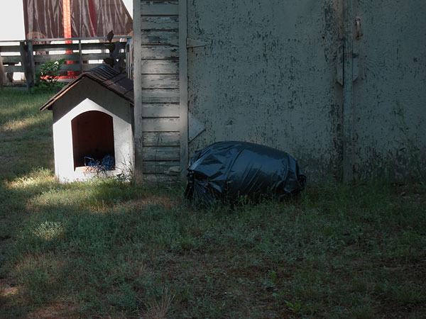 back lane in Deep River