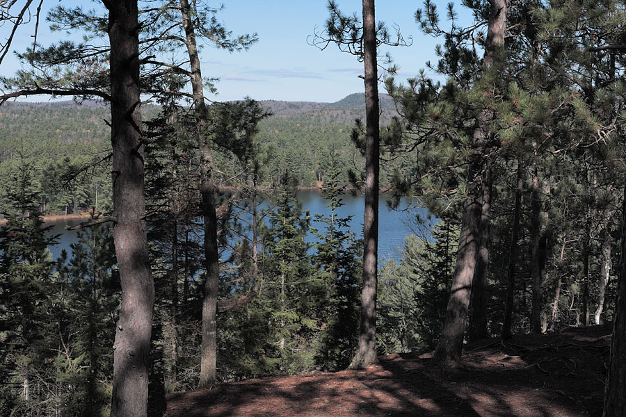 Mew Lake along the Highland Hiking Trail in Algonquin Park